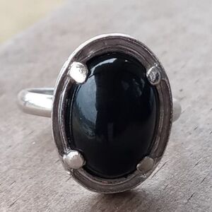 Vintage ring black stone